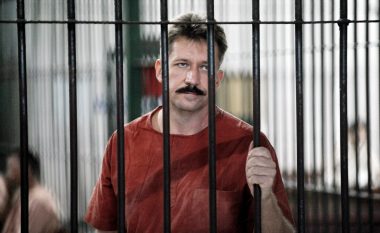 Kush është Viktor Bout, ‘tregtari i vdekjes’ i përfolur për shkëmbimin me dy të burgosur amerikanë në Rusi?