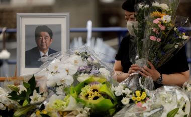Koha e funeralit shtetëror të ish-kryeministrit Shinzo Abe nxit protestat në Japoni