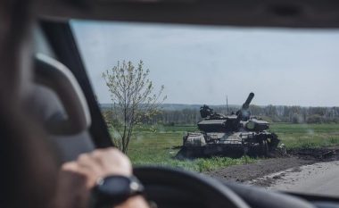 Rusia e pushtoi duke u përballur me relativisht pak rezistencë por tani forcat e Ukrainës po avancojnë “hap pas hapi” drejt Khersonit