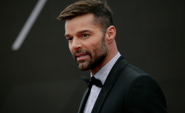 Ricky Martin akuzohet për incest nga nipi i tij, rrezikon deri në 50 vjet burg