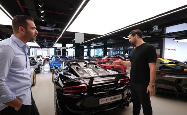 Me mbi 100 milionë dollarë vlerë, ekspozita e këtij tregtari të veturave në Dubai do t’ju lë pa fjalë!