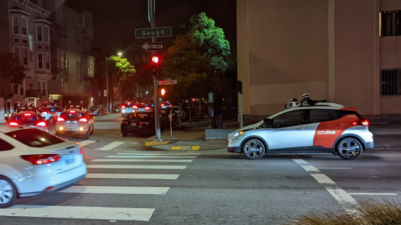 Robotaksi bllokoi trafikun në San Francisco