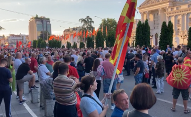 Dita e tetë e protestave në Maqedoni kundër “propozimit francez”