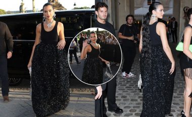 Dua Lipa shkëlqen e veshur me një fustan të zi për darkën e Balenciagas në Paris