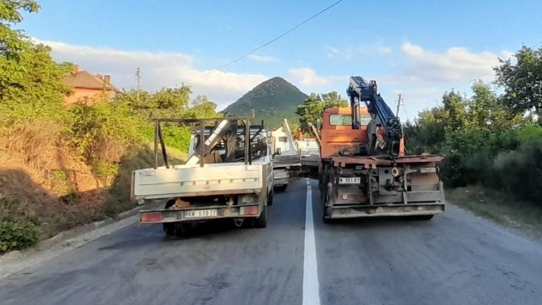 Policia e Kosovës mbyll vendkalimet në Bërnjak e Jarinë