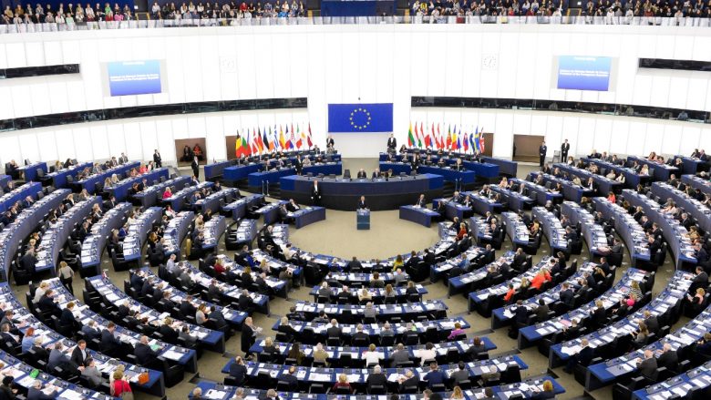 Parlamenti Evropian voton sot raportet për Kosovën dhe Serbinë – kërkohet njohja e ndërsjellë