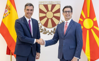 Pendarovski në takim me kryeministrin spanjoll: Hapja e negociatave me BE-në ka rëndësi të madhe