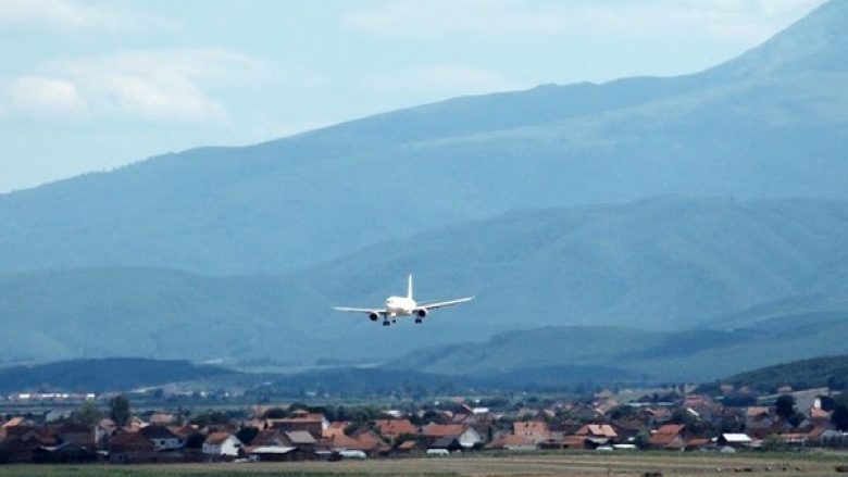 Kosovës po i ikin edhe kontrollorët e trafikut ajror, rrezikohet shërbimi 24 orësh