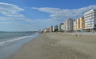 Humb jetën turistja polake në Durrës, dyshohet se ka rënë nga kati i gjashtë i hotelit