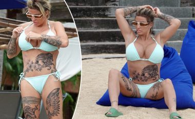 Katie Price zbulon tri tatuazhet e reja në trup gjatë pushimeve verore