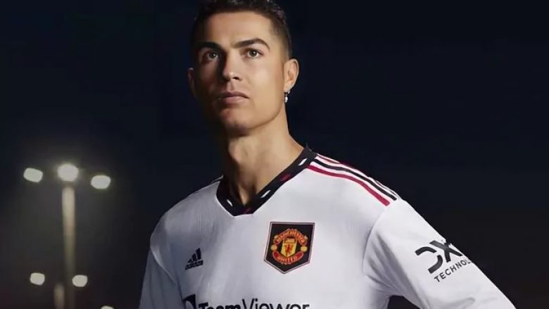 Cristiano Ronaldo vesh fanellën e re të Man Utd: A po largohet nga klubi?