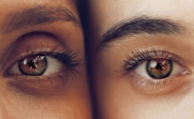 Simptomat dhe shkaktarët e lodhjes së syve