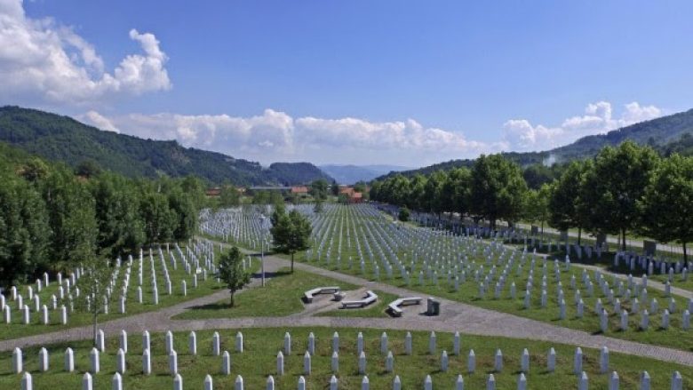 27 vjet nga masakra e Srebrenicës