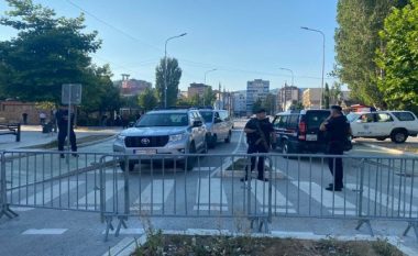 Pas alarmit, ​forca të shtuara të policisë tek Ura e Ibrit