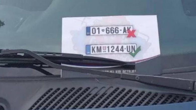 Serbët e veriut kërcënohen sërish nga bashkëkombësit e tyre, për të mos i regjistruar veturat me targat e Kosovës