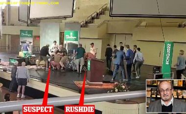 Publikohen pamjet e reja nga sulmi me thikë, momenti kur turma në sallë “neutralizojnë” sulmuesin e Salman Rushdie