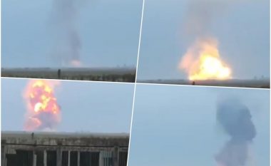 Shpërthim i fuqishëm në Krime, pamjet tregojnë momentin kur depoja e municionit të ushtrisë ruse përfshihet nga zjarri