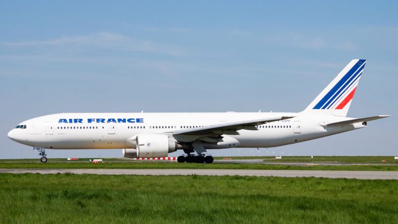 Suspendohen dy pilotë të Air France, u rrahën brenda kabinës gjatë fluturimit