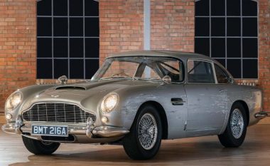 Aston Martin DB5 nga filmi i James Bondit nxirret në ankand  për 2.4 milionë dollarë