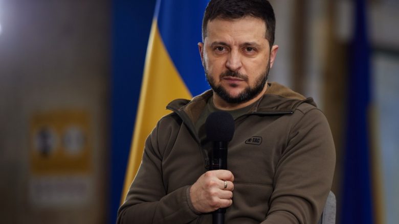 Zelensky thotë se do të ndërpriten negociatat me Rusinë, nëse Moska vazhdon me gjykimin e luftëtarëve ukrainas të kapur në Mariupol