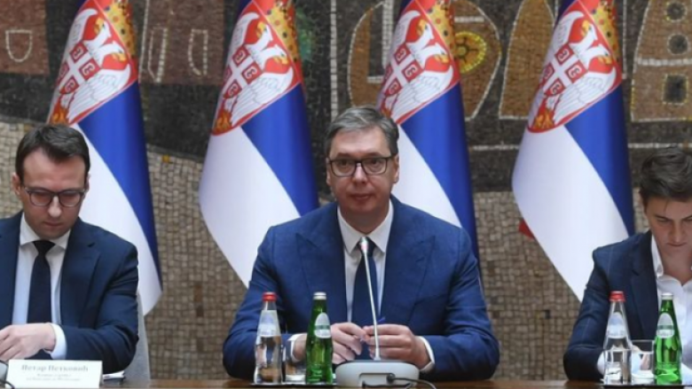 Vuçiq takohet me përfaqësuesit e Listës Serbe në Beograd