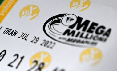 Dikush në SHBA fitoi lotarinë prej 1.28 miliard dollarësh – por në fund mund të mbetet me më pak se gjysmën e tyre