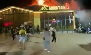 Shpërthim zjarri në një kafiteri në Tajlandë, humbin jetën të paktën 14 persona