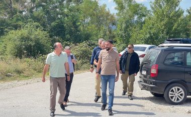 Ministri Krasniqi viziton fshatrat shqiptare në veri të Kosovës