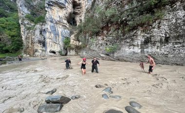 Dje u bllokuan shtatë turistë të huaj, kanioni i Langaricës në Përmet i rrezikshëm, ndalohet hyrja pa guida të licencuara