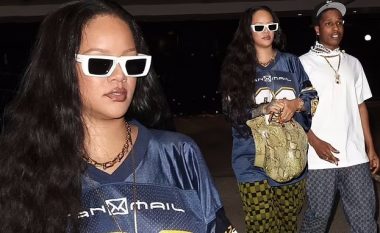 Rihanna shfaqet me një stil unik të veshjes në shoqëri të partnerit ASAP Rocky gjatë një dalje në qytetin e New Yorkut