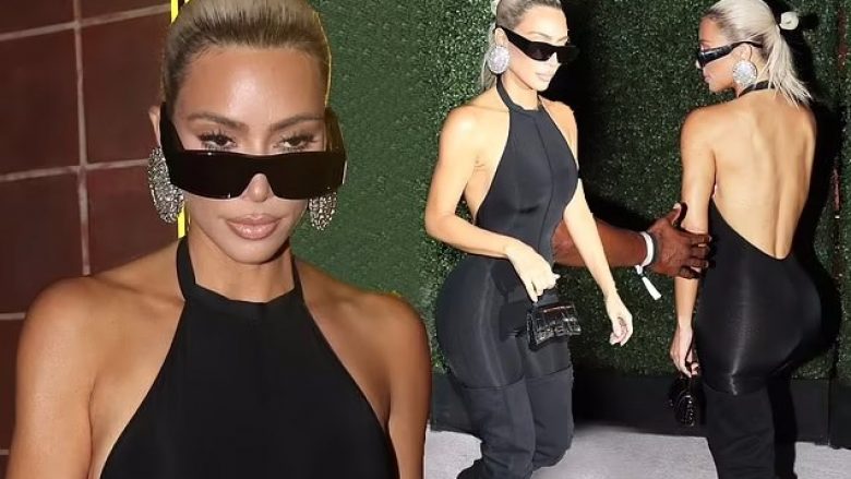 Kim Kardashian shfaq format atraktive në një kostum të ngushtë dhe çizme deri te kofshët në eventin e “Kylie Cosmetics”