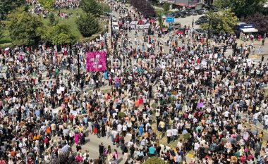 Protesta kundër dhunës seksuale në Prishtinë - gjithçka përmes fotografive