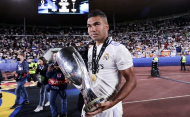 Casemiro në listën e Manchester United, drejtuesit e Djajve të Kuq arrijnë në Angli