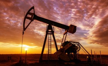 Shënohet rekord i ri i prodhimin e naftës në botë gjatë muajit gusht, niveli më i lartë nga viti 2018