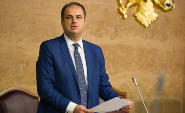 Nimanbegu do të abstenojë në votimin e mosbesimit ndaj Abazoviqit