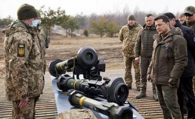 SHBA-ja ndan 750 milionë dollarë ndihmë ushtarake për Ukrainë