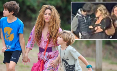 Shakira fotografohet për herë të parë në shoqëri të fëmijëve që kur ish-partneri Gerard Pique doli publikisht me të dashurën 23 vjeçe