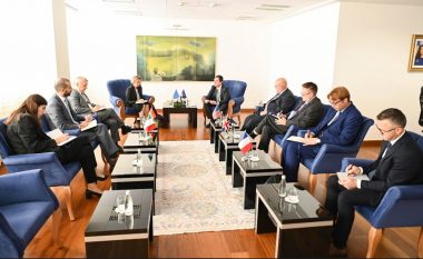 ​Kurti iu prezanton ambasadorëve të QUINT-it elementet e marrëveshjes së ardhshme me Serbinë