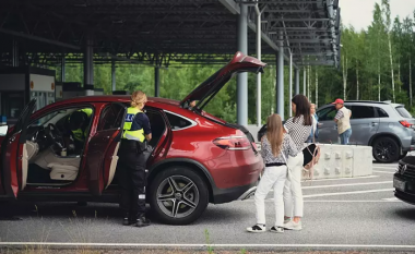 Finlanda kërkon regjim më të rreptë të vizave për rusët