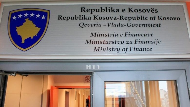 Greva në sektorin publik – Ministria e Financave, grevistëve: Do t’ua ndërprejmë pagën
