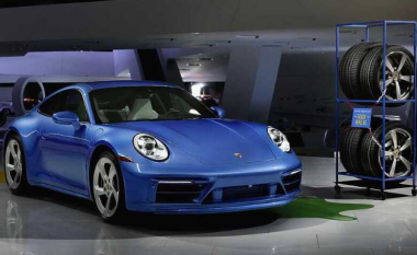 Porsche 911 Sally Special u shit në një ankand bamirësie për 3.6 milionë dollarë