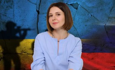 Njihuni me gruan e cila po përdor faqet e pornografisë dhe lojërave të fatit për t'u treguar rusëve të vërtetën rreth luftës në Ukrainë