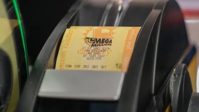 Fituesi i lotarisë prej 1.34 miliard dollarësh ende nuk i ka tërhequr paratë në SHBA