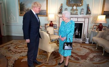 Mbretëresha nuk do të udhëtojë për në Londër për të emëruar kryeministrin e ri britanik, për herë të parë në mbretërimin e saj