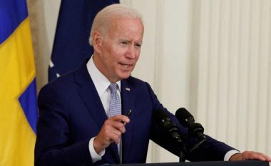 Biden ndan mbi tre miliardë euro ndihmë ushtarake për Ukrainën