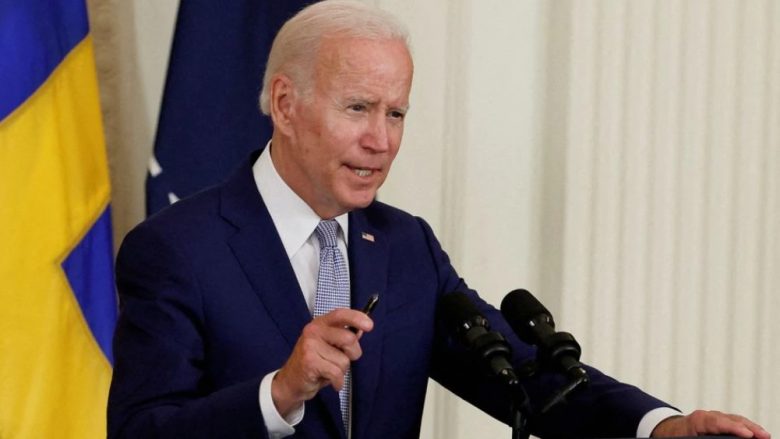 Biden ndan mbi tre miliardë euro ndihmë ushtarake për Ukrainën