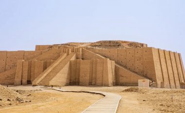 Përgjigja e Irakut për piramidat e Egjiptit