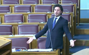 Më 19 gusht, Dritan Abazoviq mund të shkarkohet nga posti i kryeministrit të Malit të Zi