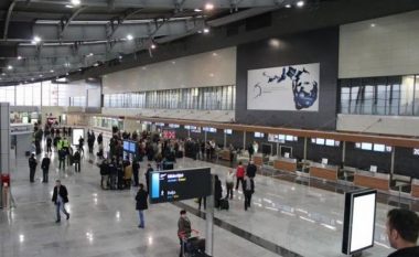 Policia fton të paraqiten qytetarët e mashtruar me bileta aeroplani nga “Prishtina Jet”