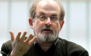 Irani mohon përfshirjen në sulmin ndaj shkrimtarit Salman Rushdie